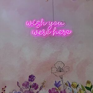 Meet your Posher, Claudia